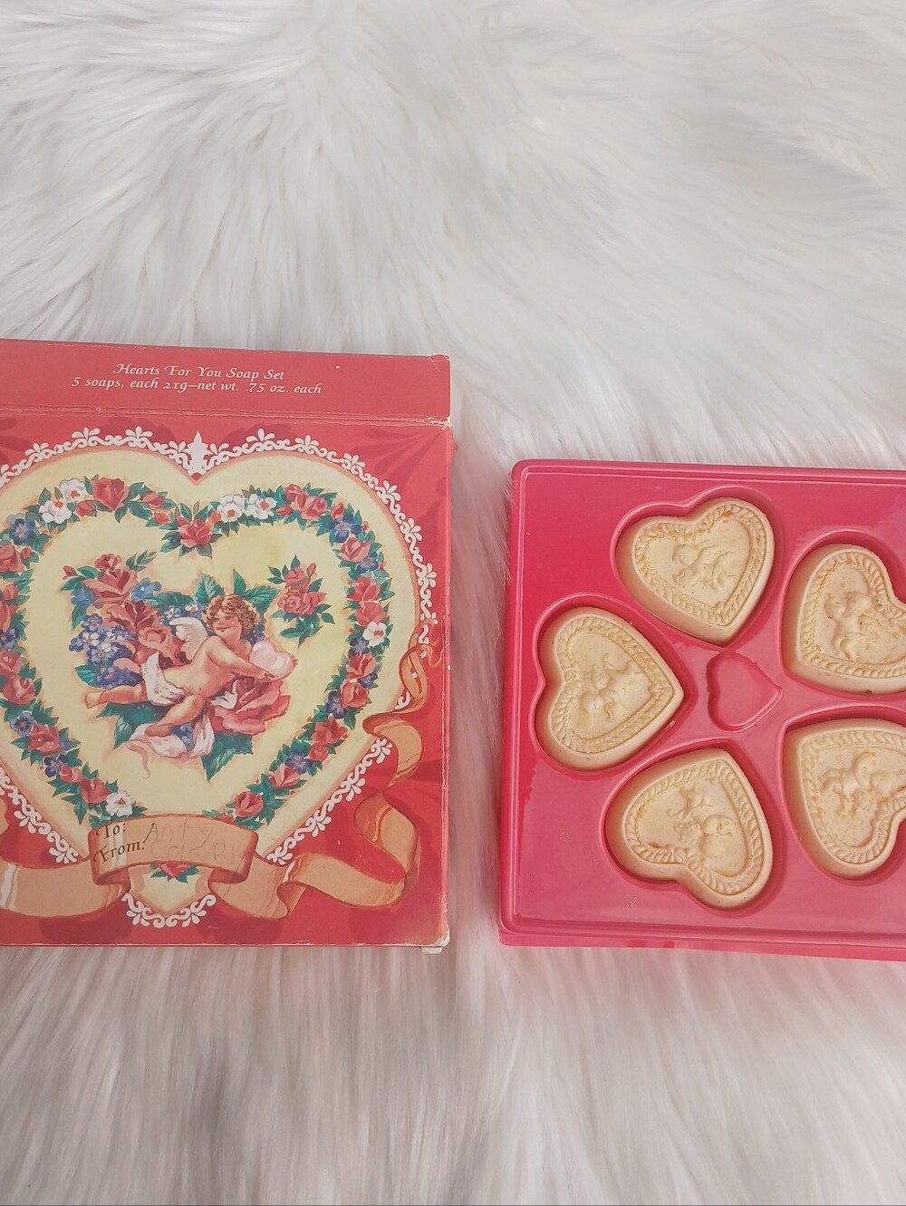 Vintage Avon Soaps Set Heart Floral Cupid Angel Hearts Soaps in box 80s beauty